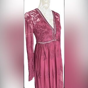 Romantic floor length burgundy Lace Dress Renaissance style
Size Medium